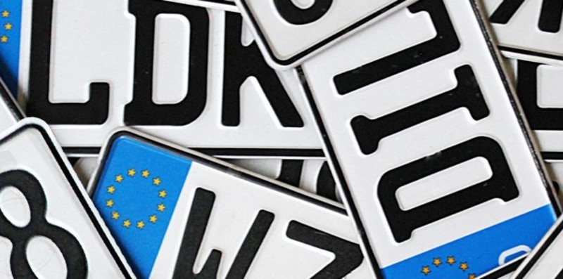 Symbolbild Autokennzeichen