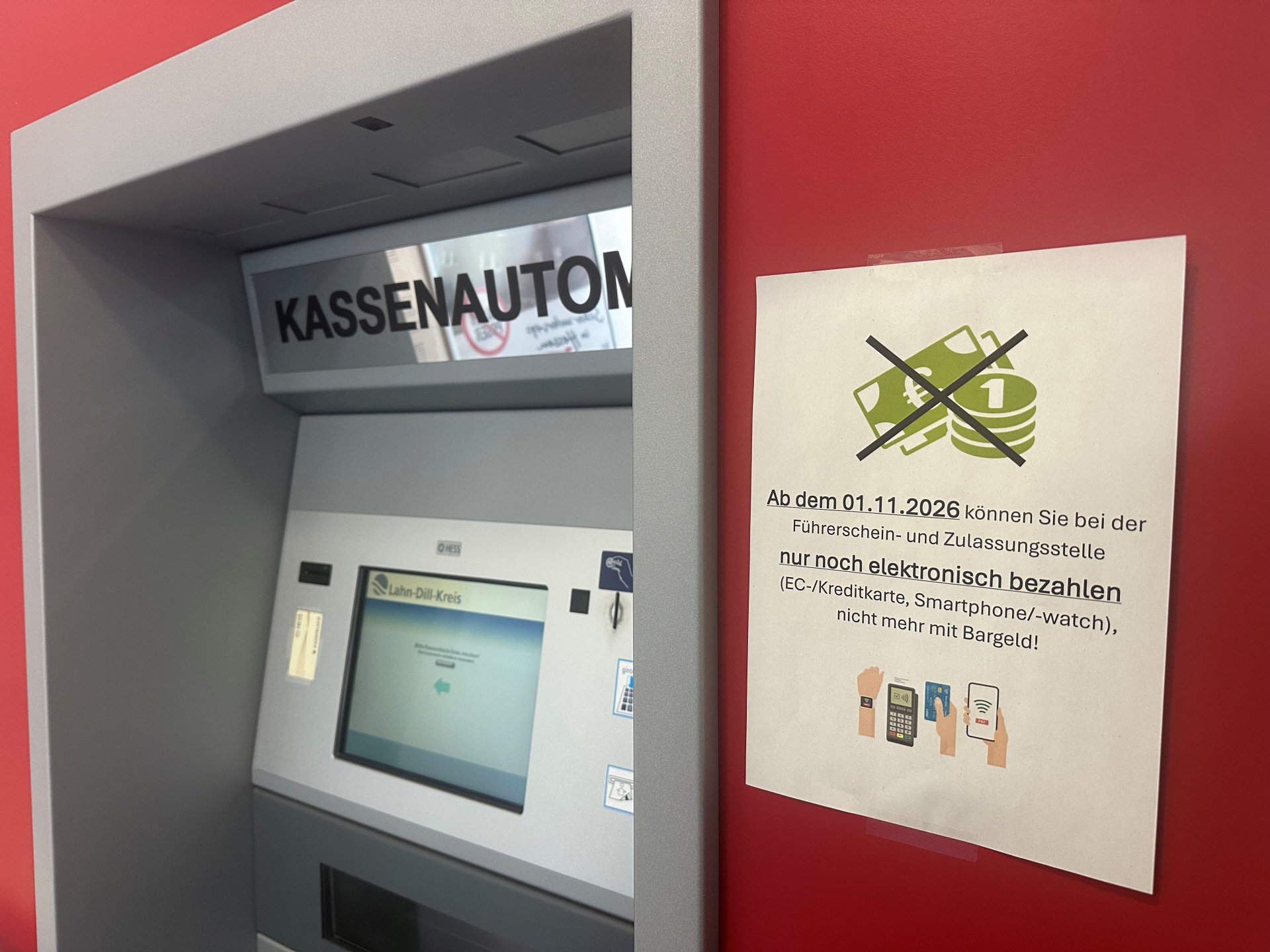 Kfz-Zulassungs- und Führerscheinstellen setzen auf digitale Bezahlung Kfz-Zulassungs- und Führerscheinstellen setzen auf digitale Bezahlung